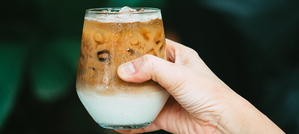 Drei kalte Kaffeerezepte für diejenigen, die sich im Sommer abkühlen möchten: